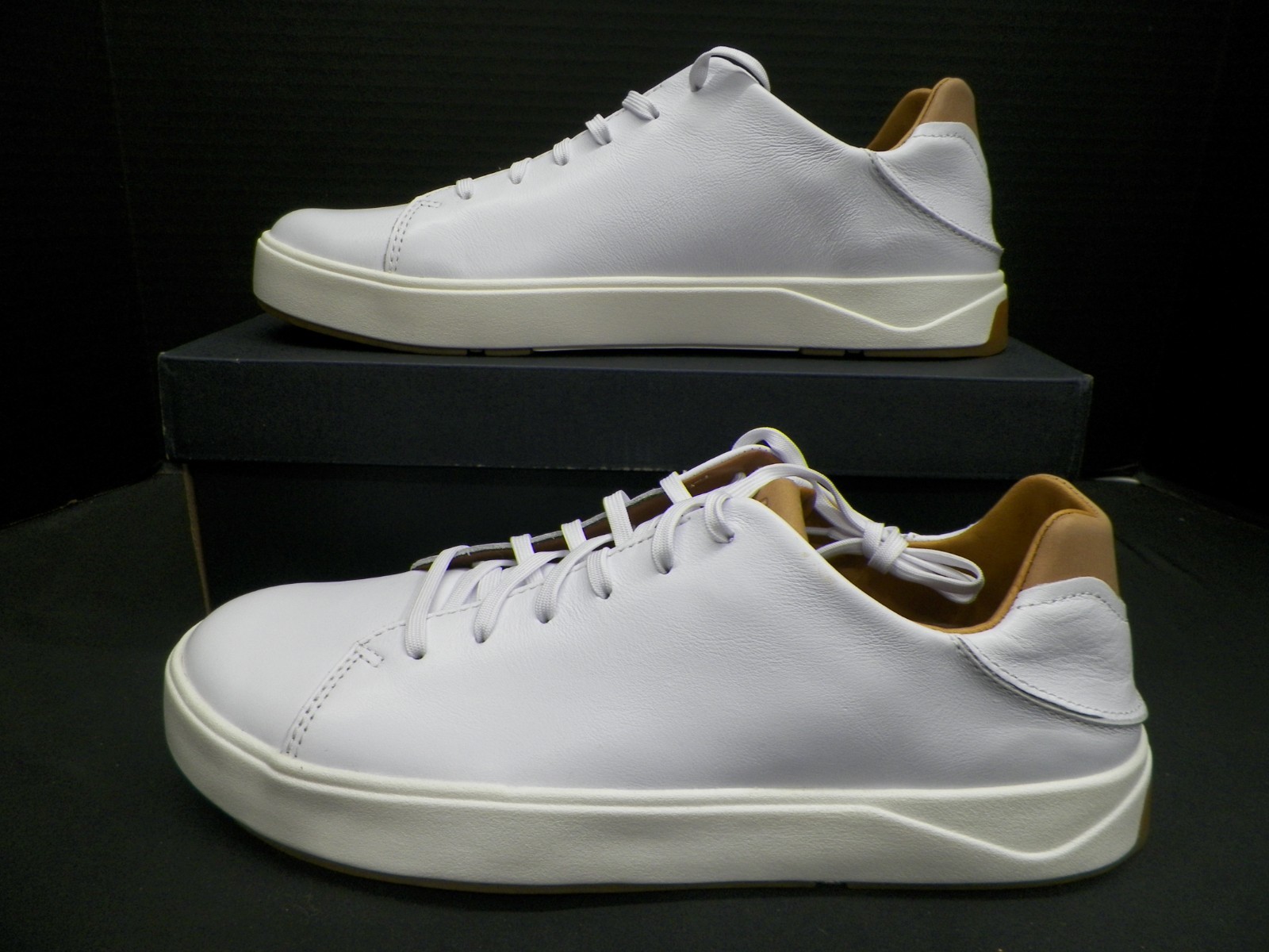Olukai Lae'ahi li 'ili Leather Sneaker Bright White Size 10 Men's New NIB