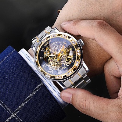 Herren-Edelstahl-Weinlese-klassische Diamant-hohle mechanische Armbanduhren