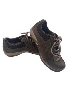 dansko vibram shoes