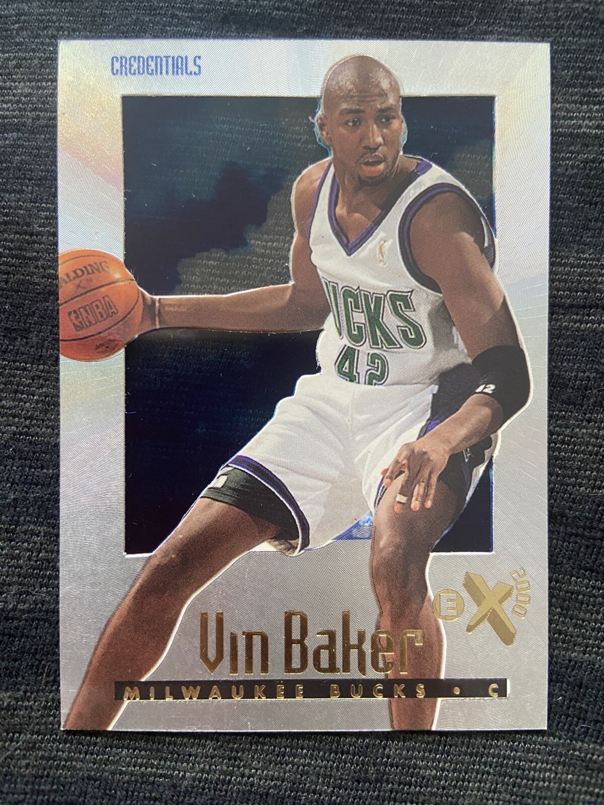1996-97 Skybox E-X2000 - Credentials #38 Vin Baker 351/499- Milwaukee Bucks