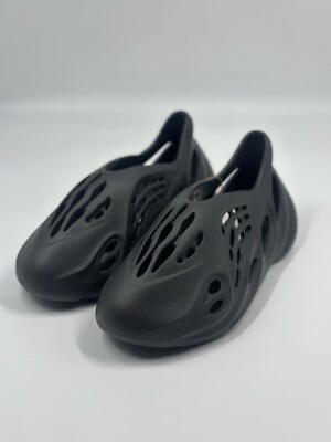 Adidas Yeezy Foam Runner Onyx HP8739 Sz: 12