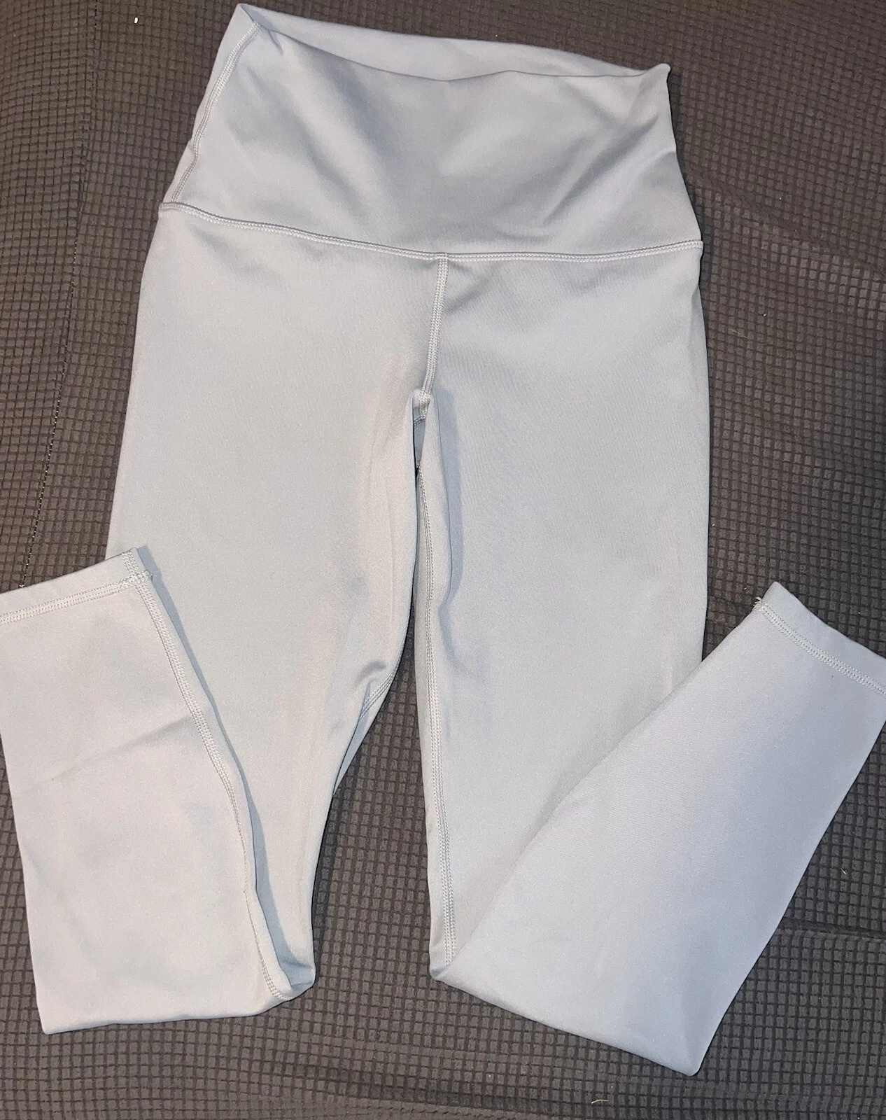 yogalicious lux high rise crop length leggings