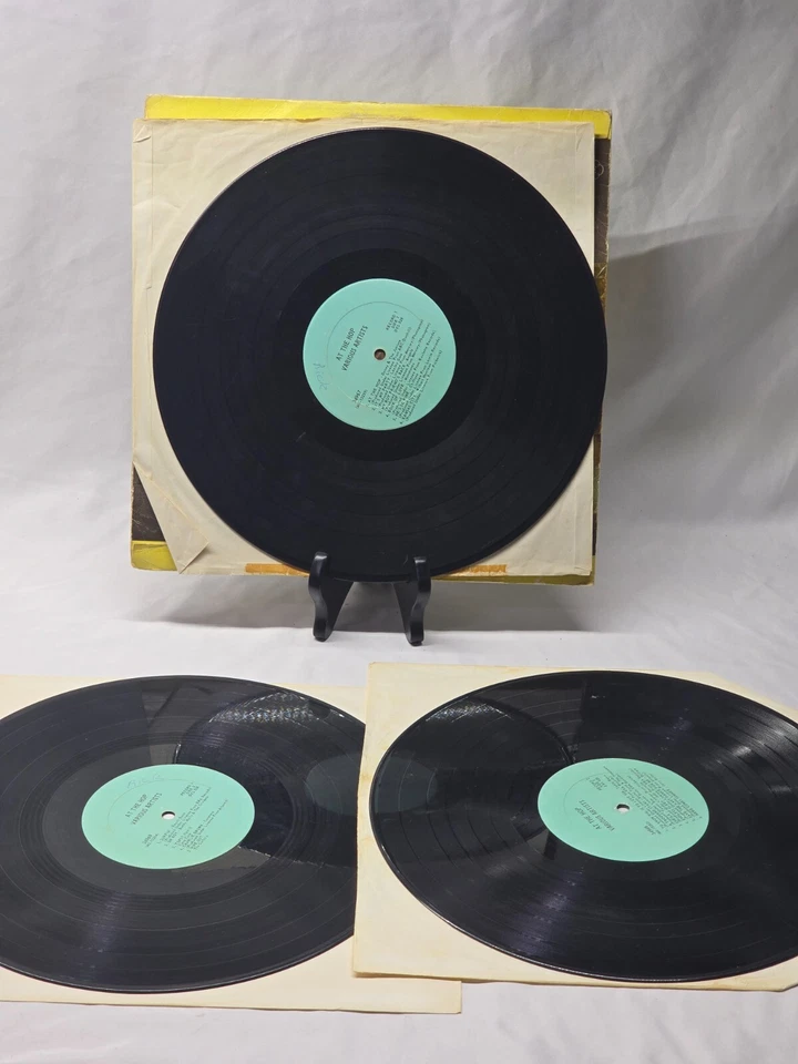 VARIOUS ARTIST TRIPLE LP AT THE HOP Album VG+ Vinyl Record DXS 528 Foto 3 de 3