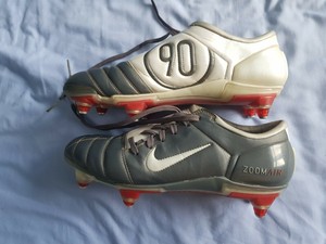 nike football boots size 9.5