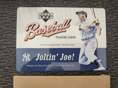 2005 UD ORIGINS JOE DIMAGGIO NOSTALGIC METAL SIGN W/ENVELOPE YANKEES HOFER MINT - Picture 1 of 2