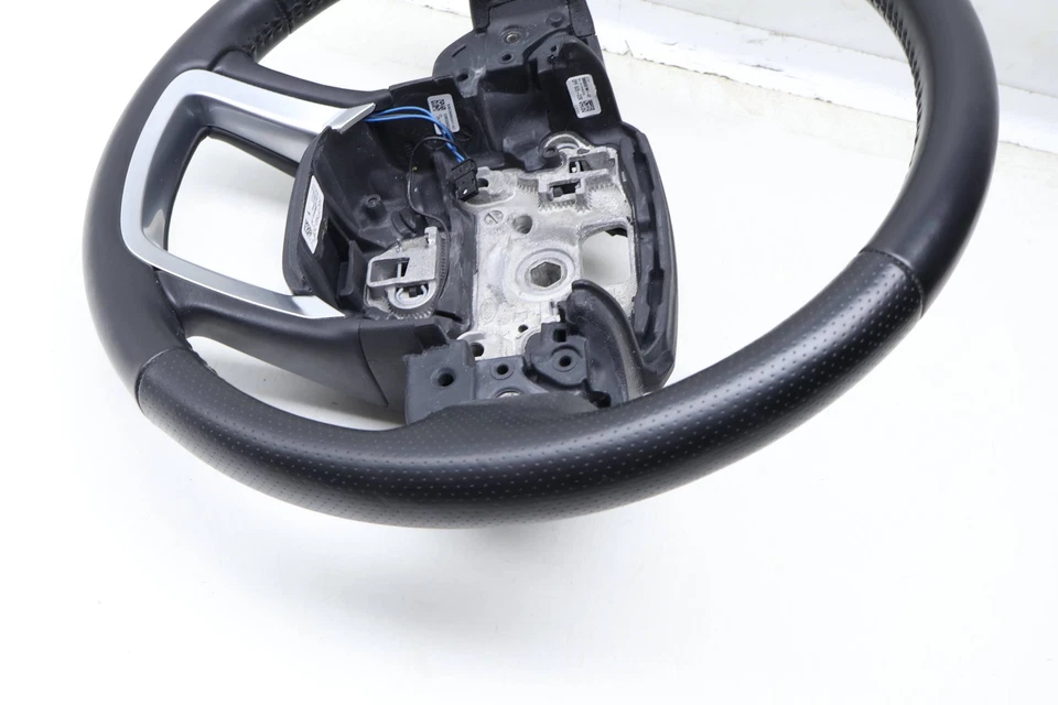 2014-2022 LAND ROVER RANGE ROVER SPORT — кожаный руль с подогревом - Изображение 3 из 4