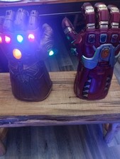 2017 LARGE HASBRO MARVEL infinity Gauntlet With Movable Fingers