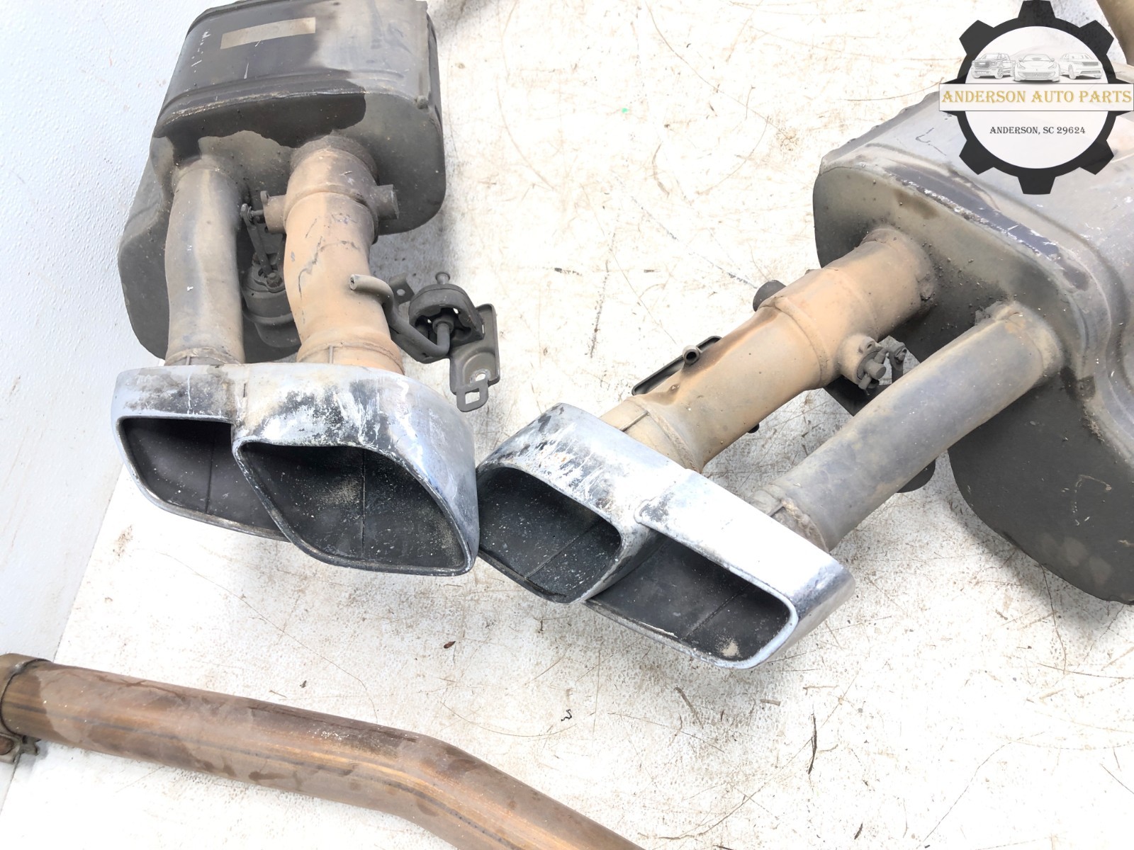 2014-2021 MASERATI QUATTROPORTE REAR EXHAUST MUFFLER PIPE W/ TIPS SET OEM #NOTE