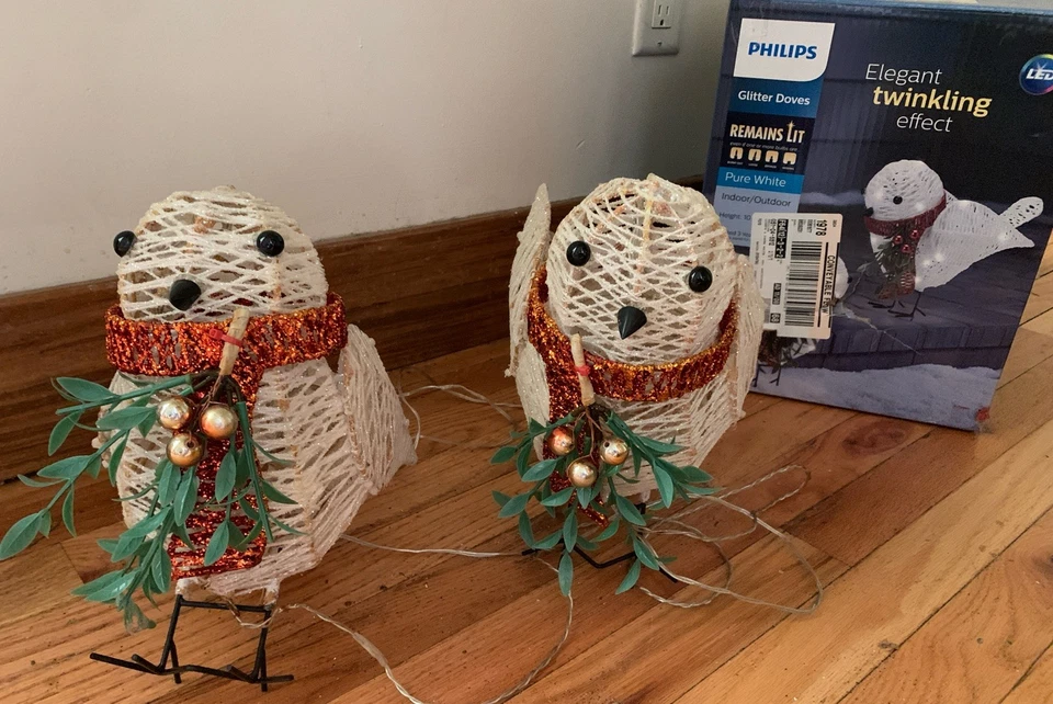 BEAUTIFUL ELEGANT TWINKLING EFFECT LED - GLITTER DOVES - Image 3 of 4