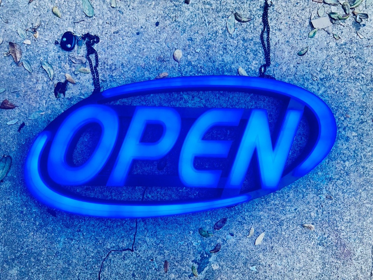 LED Open Sign NIOB Super-Bright Innovations GLI1050 32” x 15
