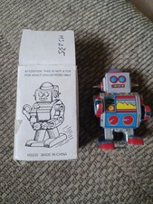 Robot Tin Toy Ms 235 With Box