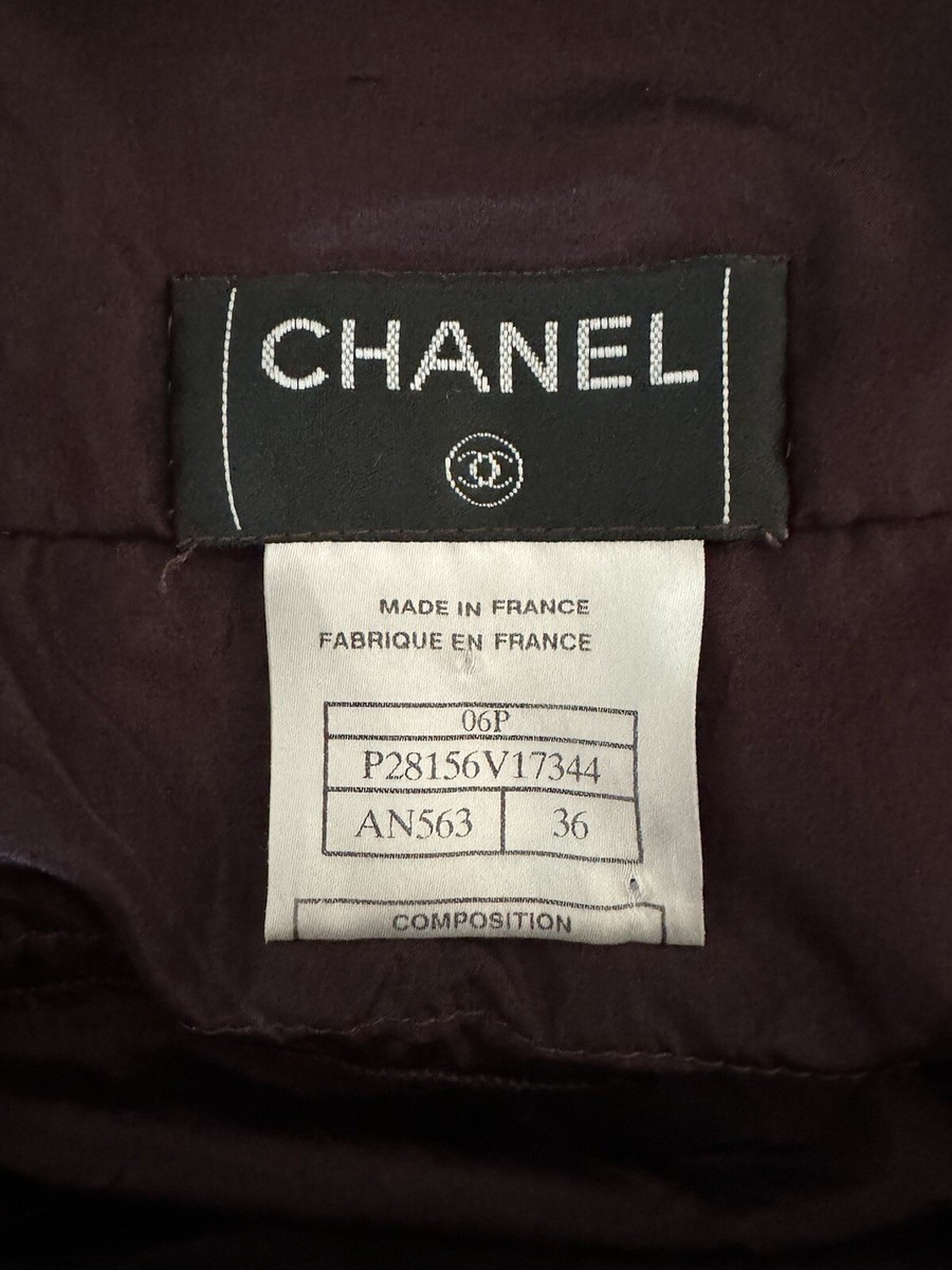 SALE❣️CHANELのロングskirt、超美品、00製、#38 Stunning Authentic Chanel Layered Ruffled Long CC Logo Silk