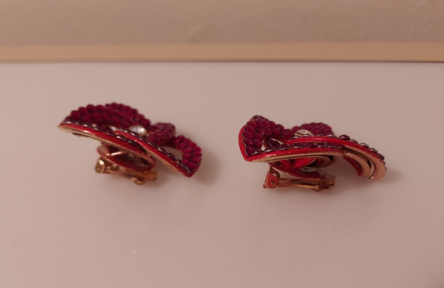 red rhinestone linked intertwined loop statement … - image 8