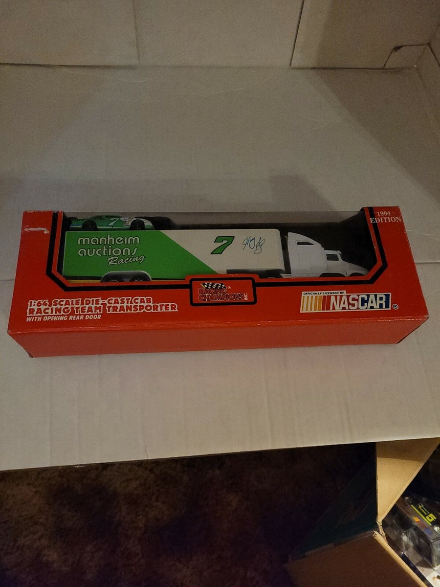 COLLECTIBLE 1994 NASCAR MANHEIM AUCTIONS RACING TEAM TRANSPORTER 1