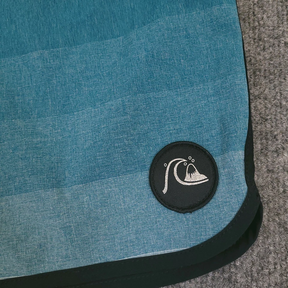 Pantalones Cortos Quiksilver Highline Para Hombre 34x10 Retro Dryflight 4 Vías Elastizados Foto 3 de 4