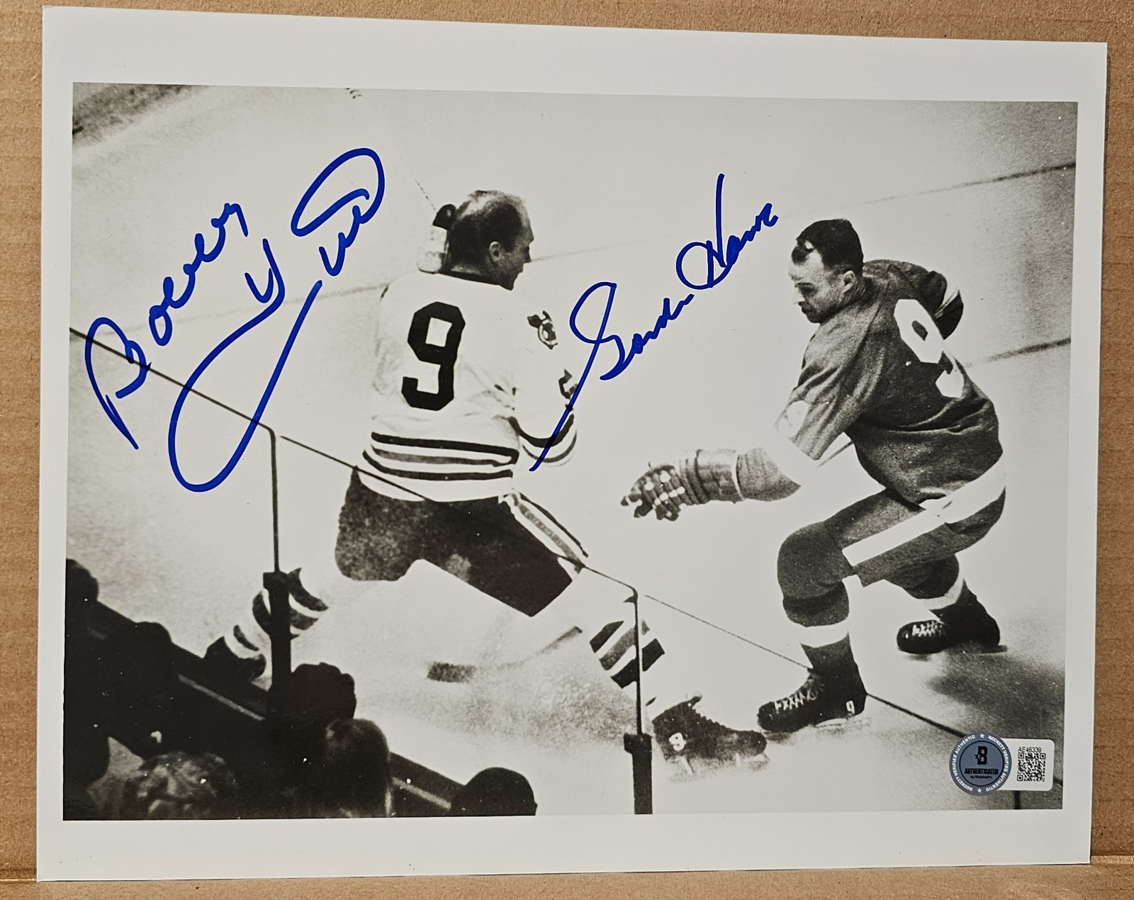 GORDIE HOWE & BOBBY HULL Autographed Signed Chicago Blackhawks Bobby Hull And Gordie Howe Auto 8x10 Photograph - Beckett BAS Holo 