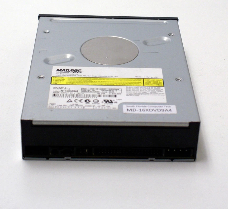 Mad Dog MD-16XDVD9A4 - IDE DVD/CD-ROM Drive - PC Computer - Retro 2005 - Image 3 of 3