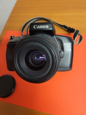 Canon EOS  750 mit Objektiv Zoom Lens EF 35-70mm 1:3,5-4,5 A