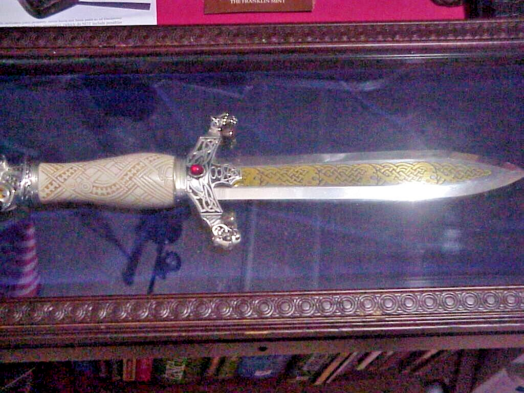 Rare Franklin Mint 1988 The Viking Dragon Knife Dagger By Sid Burt