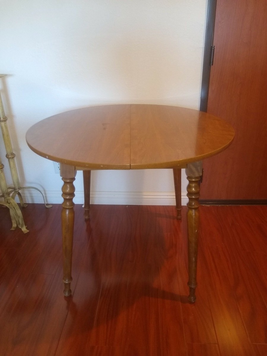 Vintage Ethan Allen Heirloom Nutmeg Maple Wood Dining Table w Leaf