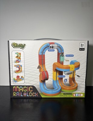 Electric Train Set with Flexible Race Track - Gravity-Defying 3D Layouts Motoriz