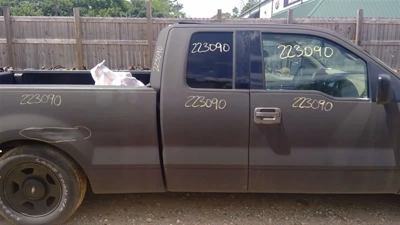 Coolant Reservoir Fits 04-08 FORD F150 PICKUP 805793 Foto 3 de 4