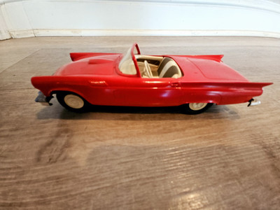 Vintage AMT 1957 Ford Thunderbird T-Bird Dealer Promo Car Friction Toy-TLC USA