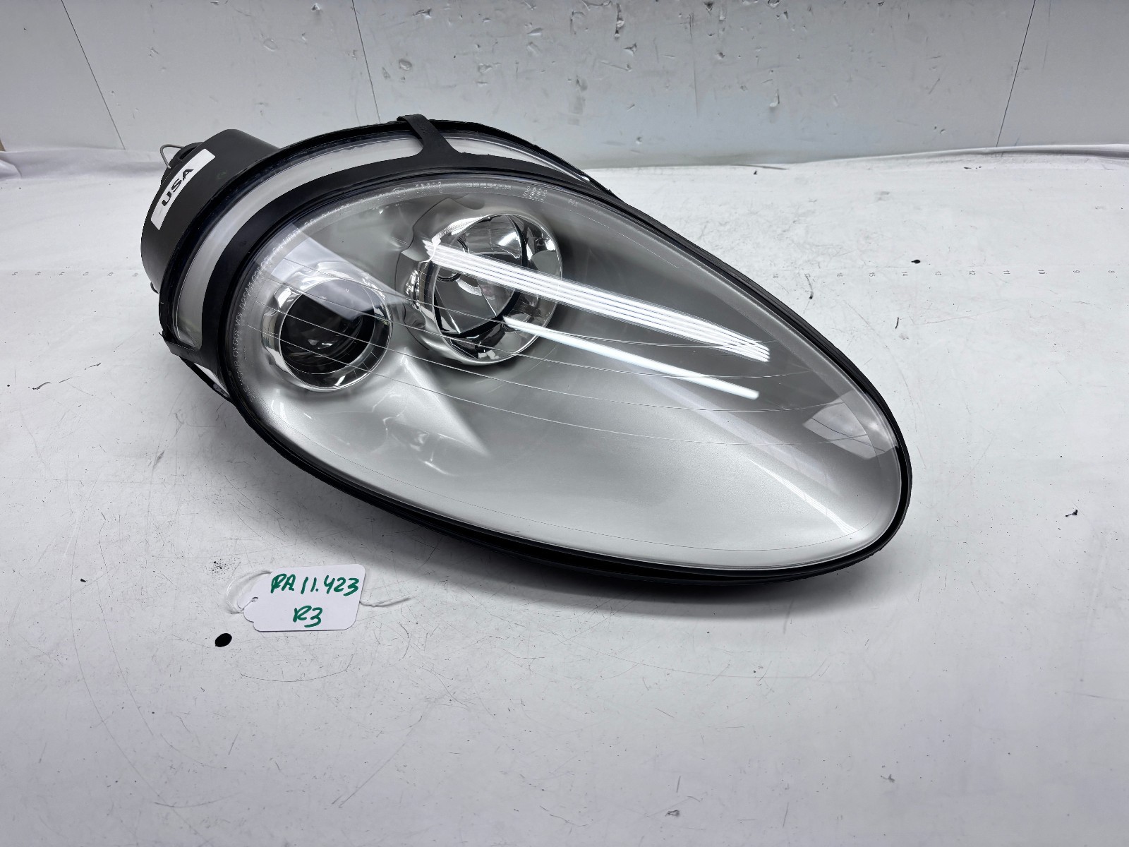 2005-2007 Maserati Spyder 4200 Xenon Hid Front Right OEM Headlight 41050748