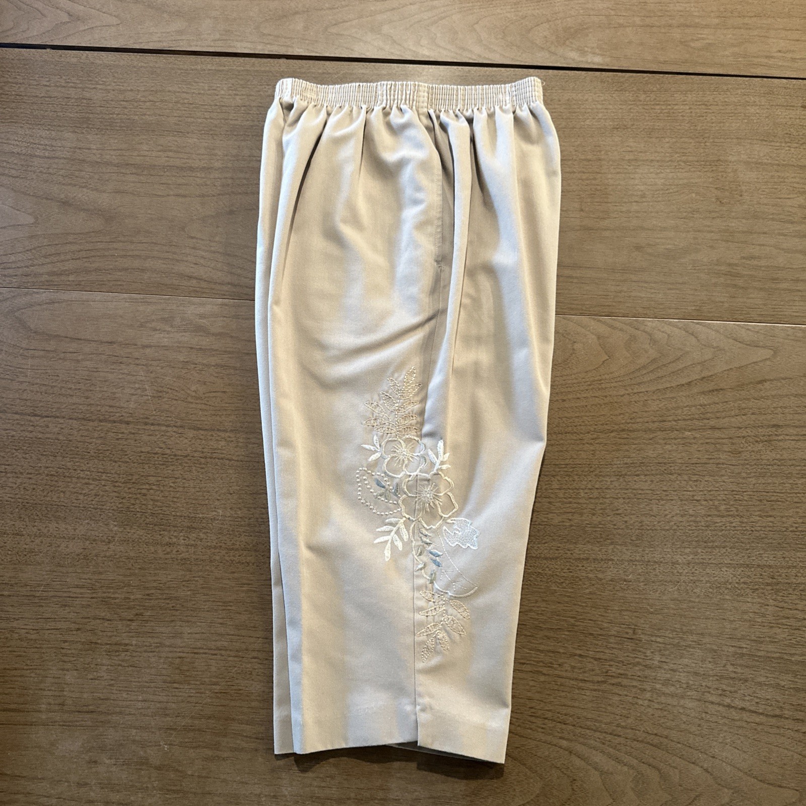 Bonworth Pants Womens Small Petite Tan Elastic Waist Pull On embroidery