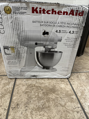 KITCHEN AID CLASSIC 4.5 QT WHITE TILT-HEAD STAND MIXER Brand New K45SS