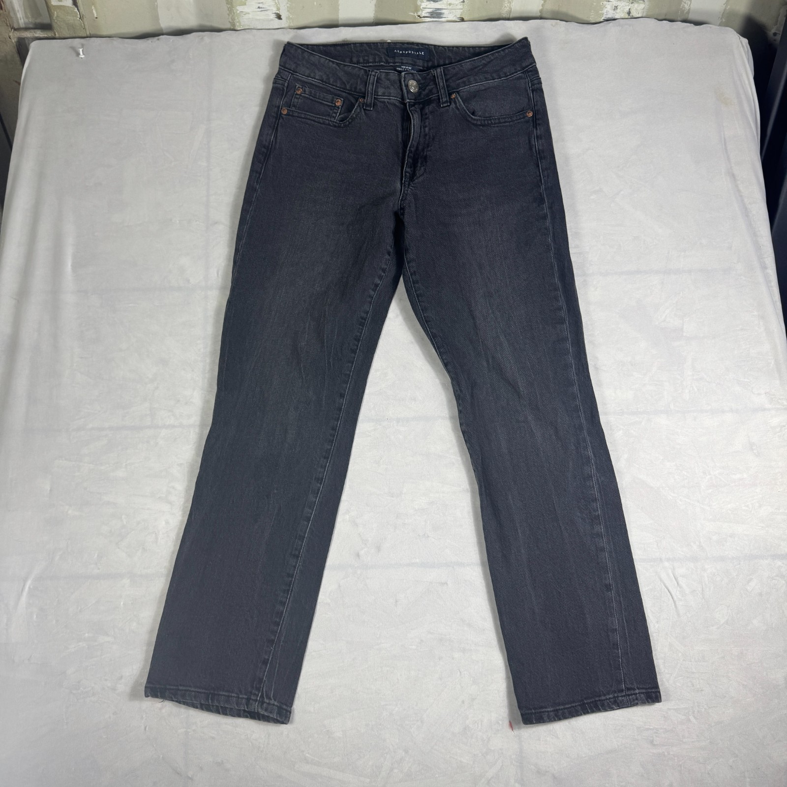 Aeropostale Womens Ankle Jeans Dark Gray Denim Mid-Rise Straight Leg 6 Regular