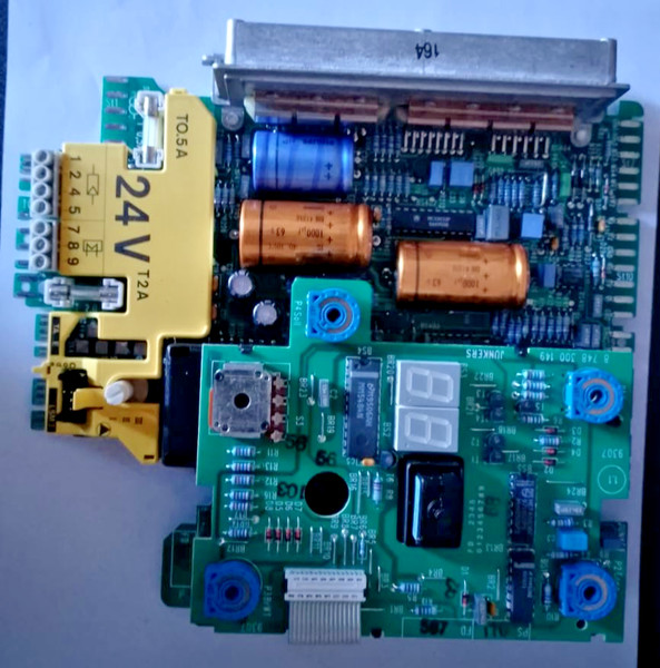 Junkers Grundmodul Zr,Zsr,Zwr 11/18/24 -3 Ke/Ae 8748300197 / 8748300149-image