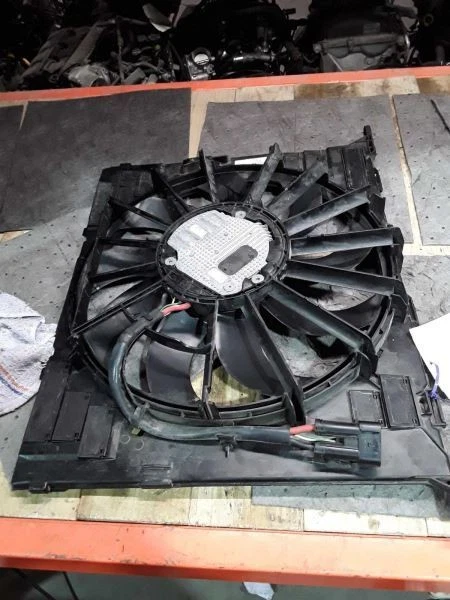 Radiator Fan Motor Fan Assembly Radiator Fits 17-20 BMW ALPINA B7 879472 - Image 2 of 3