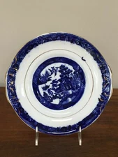 Antique Flow BLUE WILLOW Handled Round Cake Plate (B)