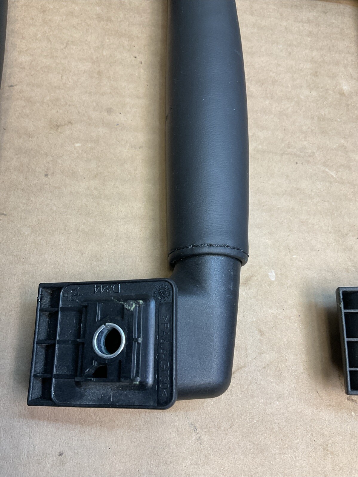14-17 MASERATI QUATTROPORTE OVERHEAD ROOF GRAB HANDLE SET OF 4  OEM