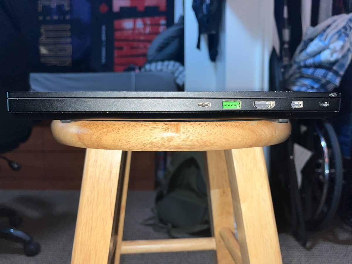 Razer Blade 15 2019 base, 15.6in, Intel Core i7, 32GB RAM