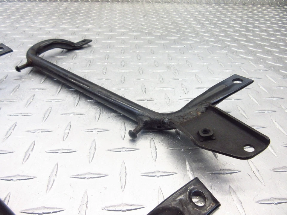 98-06 Suzuki GSX600F 1998 KATANA 600 750 rieles de agarre de pasajero trasero izquierdo derecho Foto 2 de 4