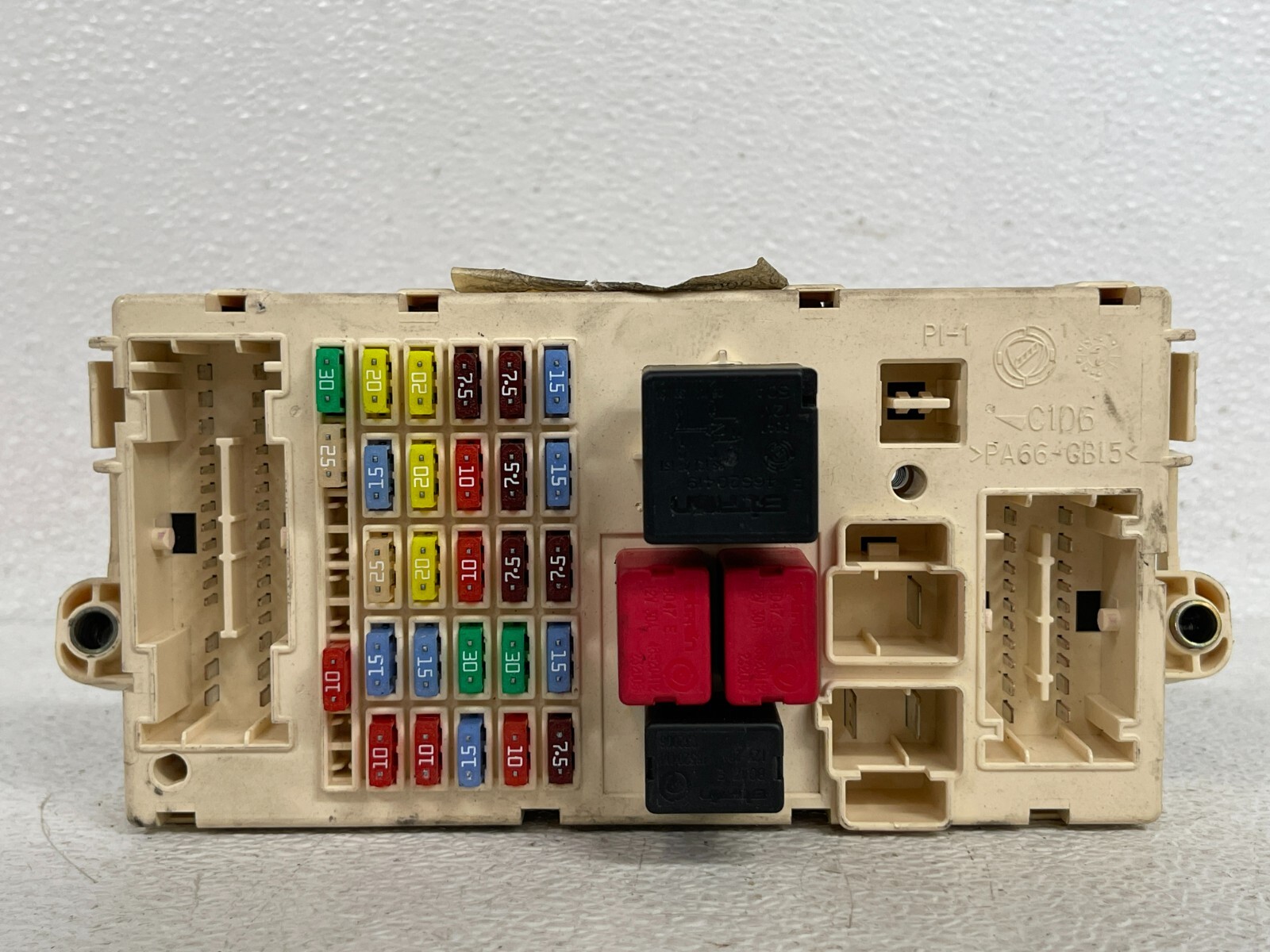 ⭐2003-2012 MASERATI QUATTROPORTE FUSE RELAY JUNCTION BOX MODULE 209876 LOT2340