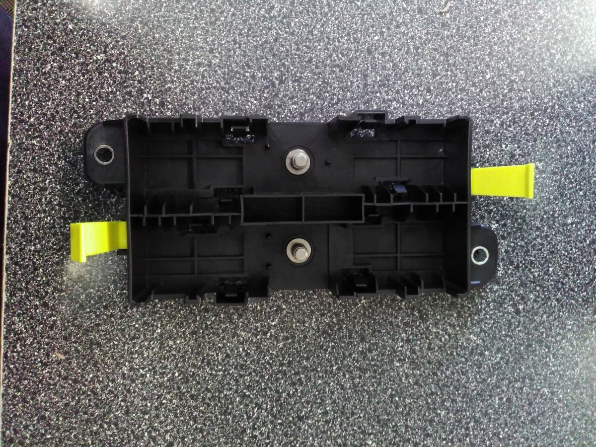 FU5Z-14417-A Genuine Ford Fuse Holder - (See Notes) | eBay