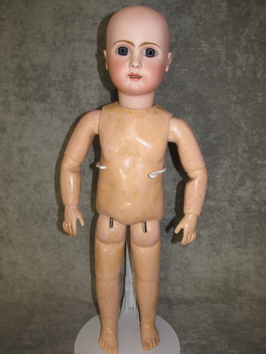 French Bisque Bebe, Figure A, by Jules Steiner 2800/3400