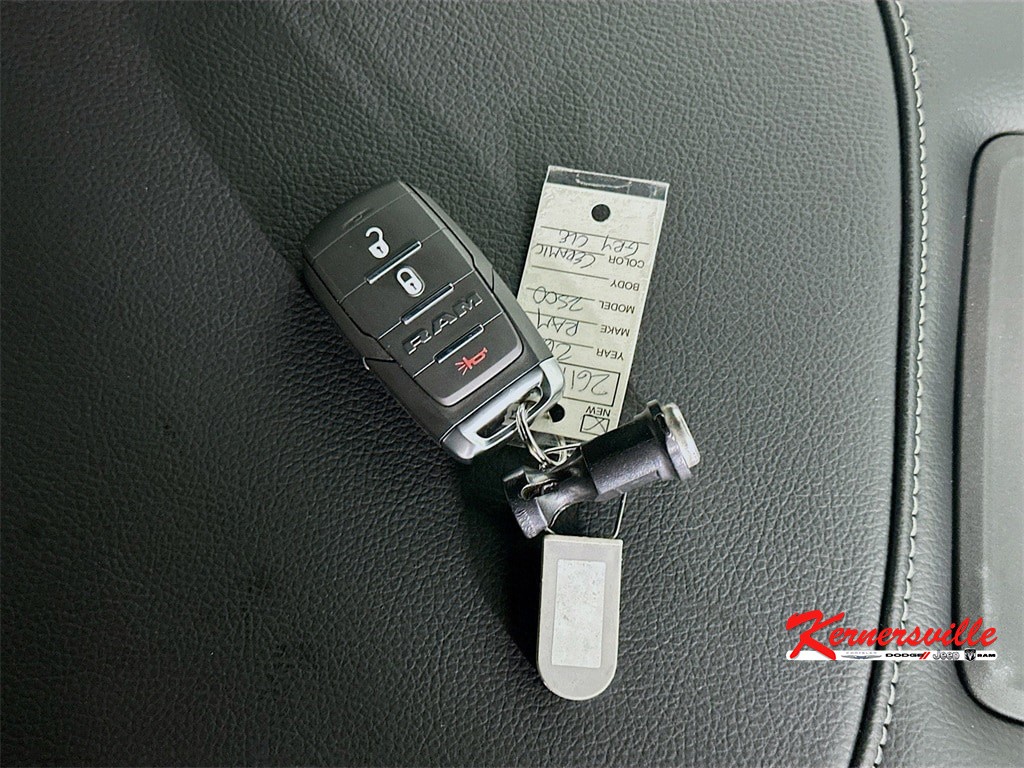 2026 Ram 2500 Black Express 12in thumbnail 20