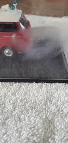Schuco Volkswagen 1/43 T2a Fire Truck - Picture 5 of 5