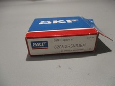 NEW SKF 6205-2RSNRJEM SEALED BALL BEARING W/ SNAP RING