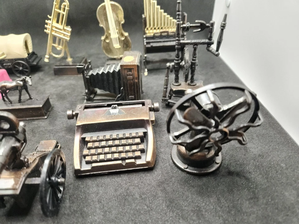 LOT of 14 Vintage Pencil Sharpeners Miniature Die Cast Metal - Image 4 of 4