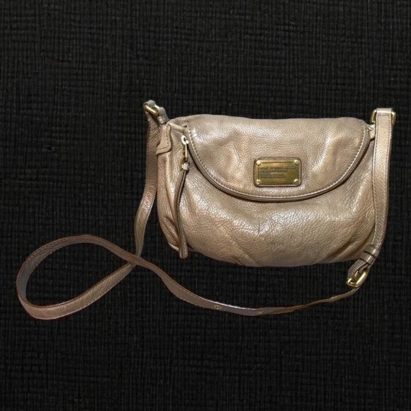 Natasha leather hotsell crossbody bag