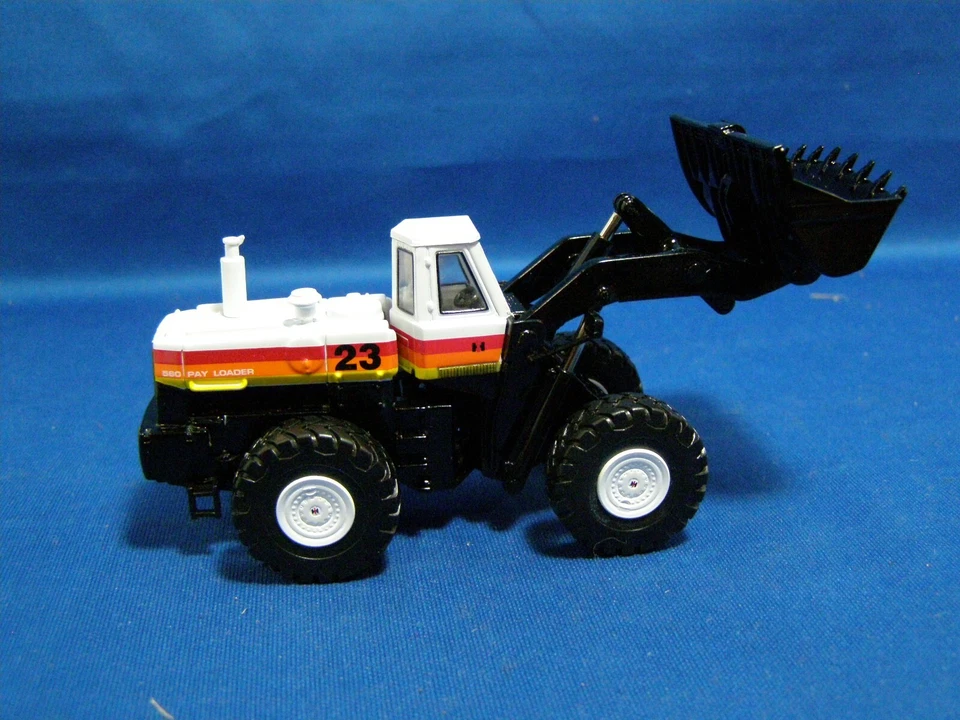 1/87 First Gear International Harvester 560 Payloader Sunrise Mining Co. - Image 4 of 4