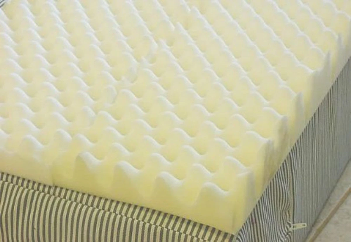 4 inch Foam Twin Bed Pad Mattress Egg Crate Overlay Topper 72 L X 34 W X 4  Soft