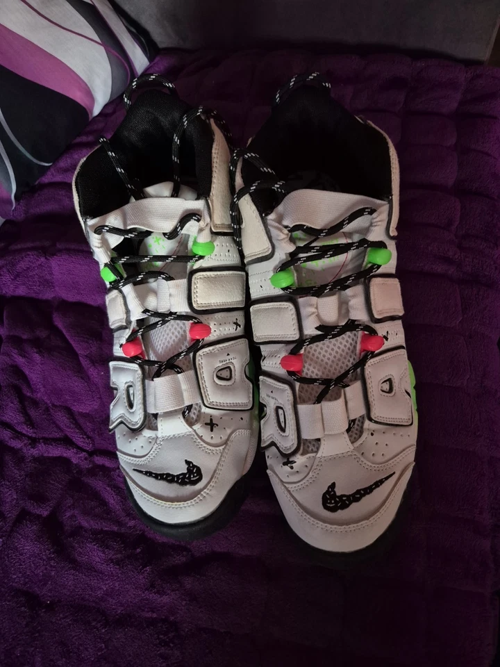 Nike Air  More Uptempo Ghost - Photo 2/4