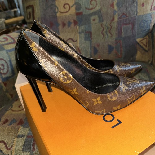 Louis Vuitton Authentic Monogram Cherie Pumps Shoes Women's Size 38.5UK/8 US - Picture 3 of 13