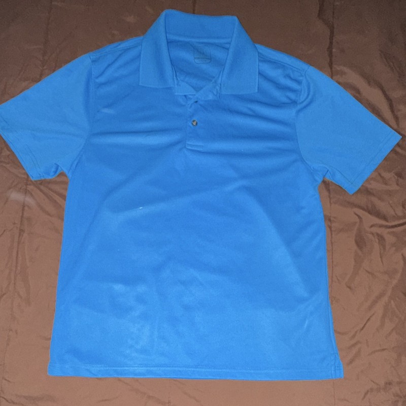 Noble Outfitters Men's Medium Blue Solid Short Sleeve Collared Knit Polo Button